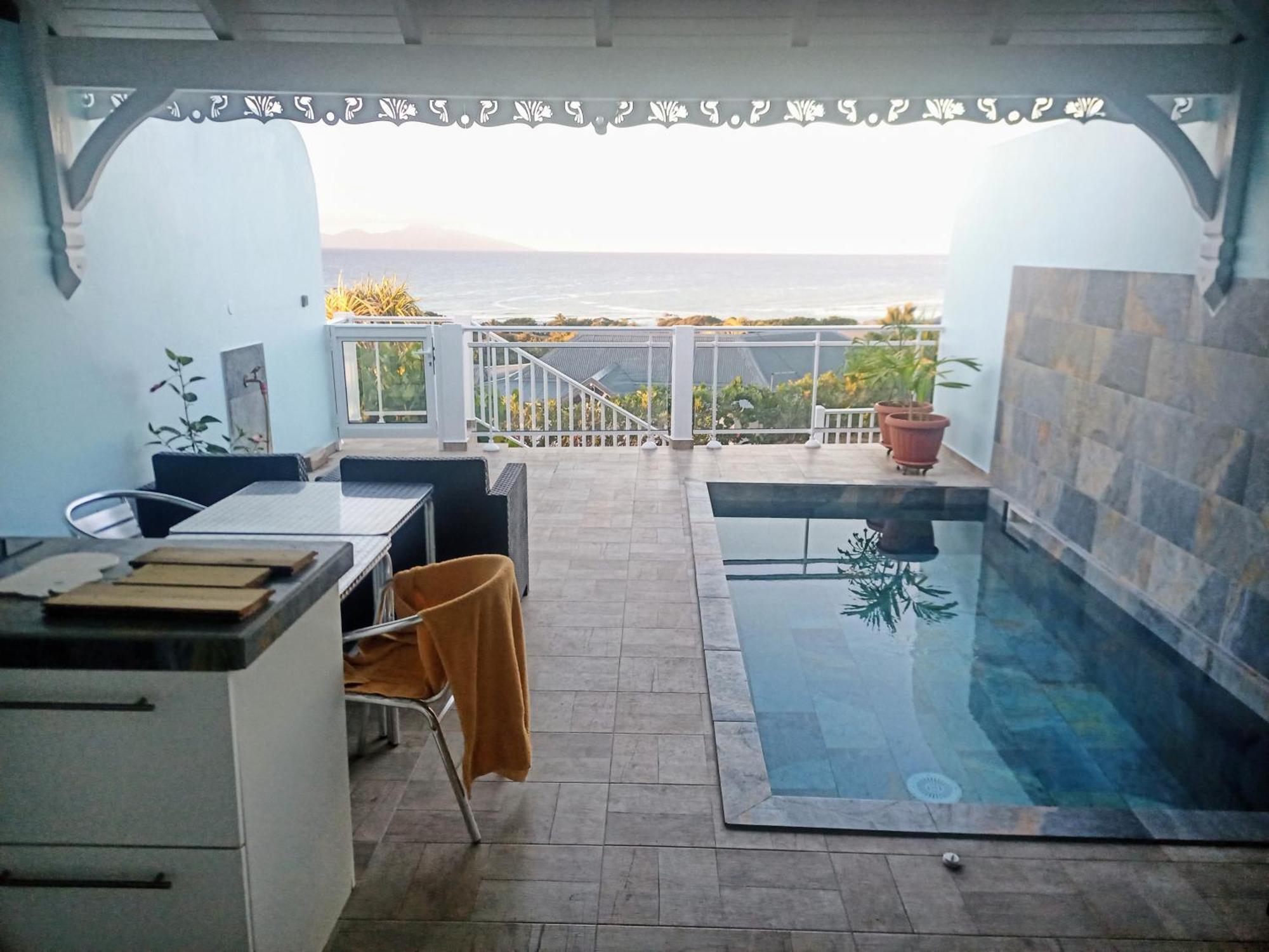 Aux Colibris Amoureux : Loft De Standing Avec Vue Mer Grand-Bourg  Exterior photo