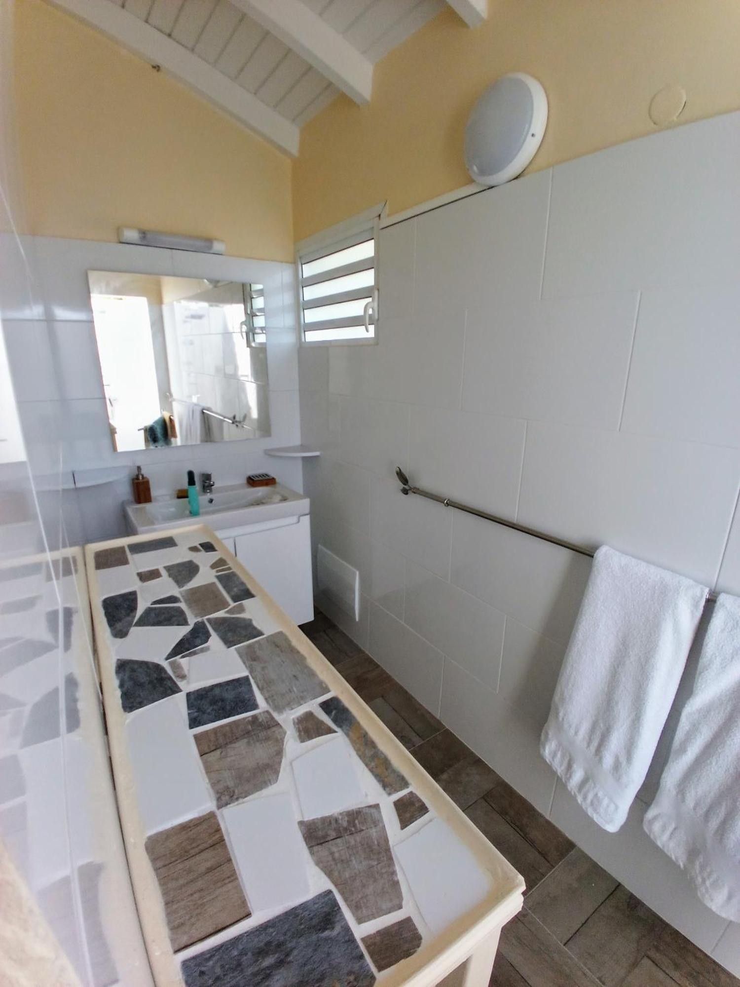 Aux Colibris Amoureux : Loft De Standing Avec Vue Mer Grand-Bourg  Exterior photo
