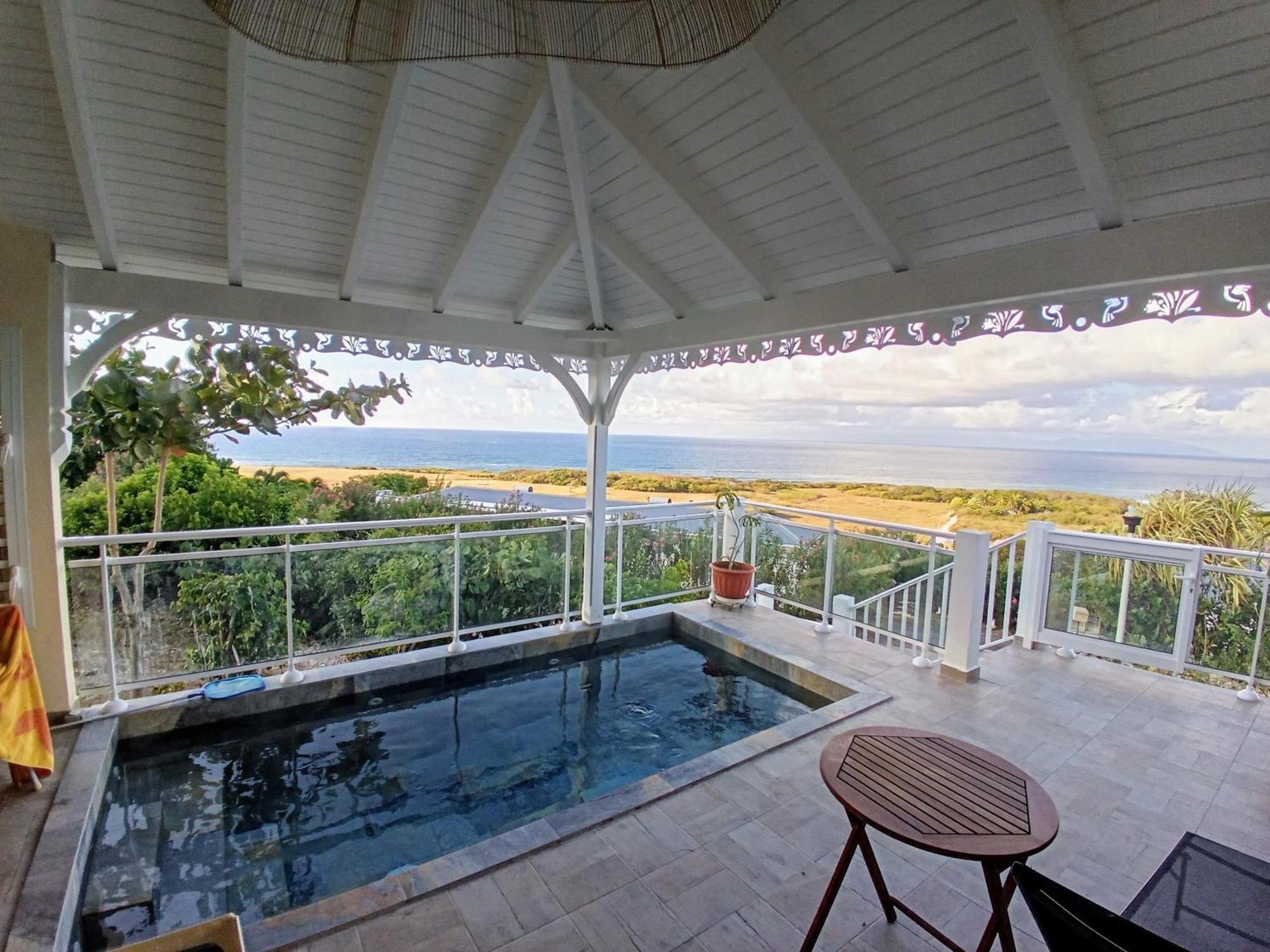 Aux Colibris Amoureux : Loft De Standing Avec Vue Mer Grand-Bourg  Exterior photo